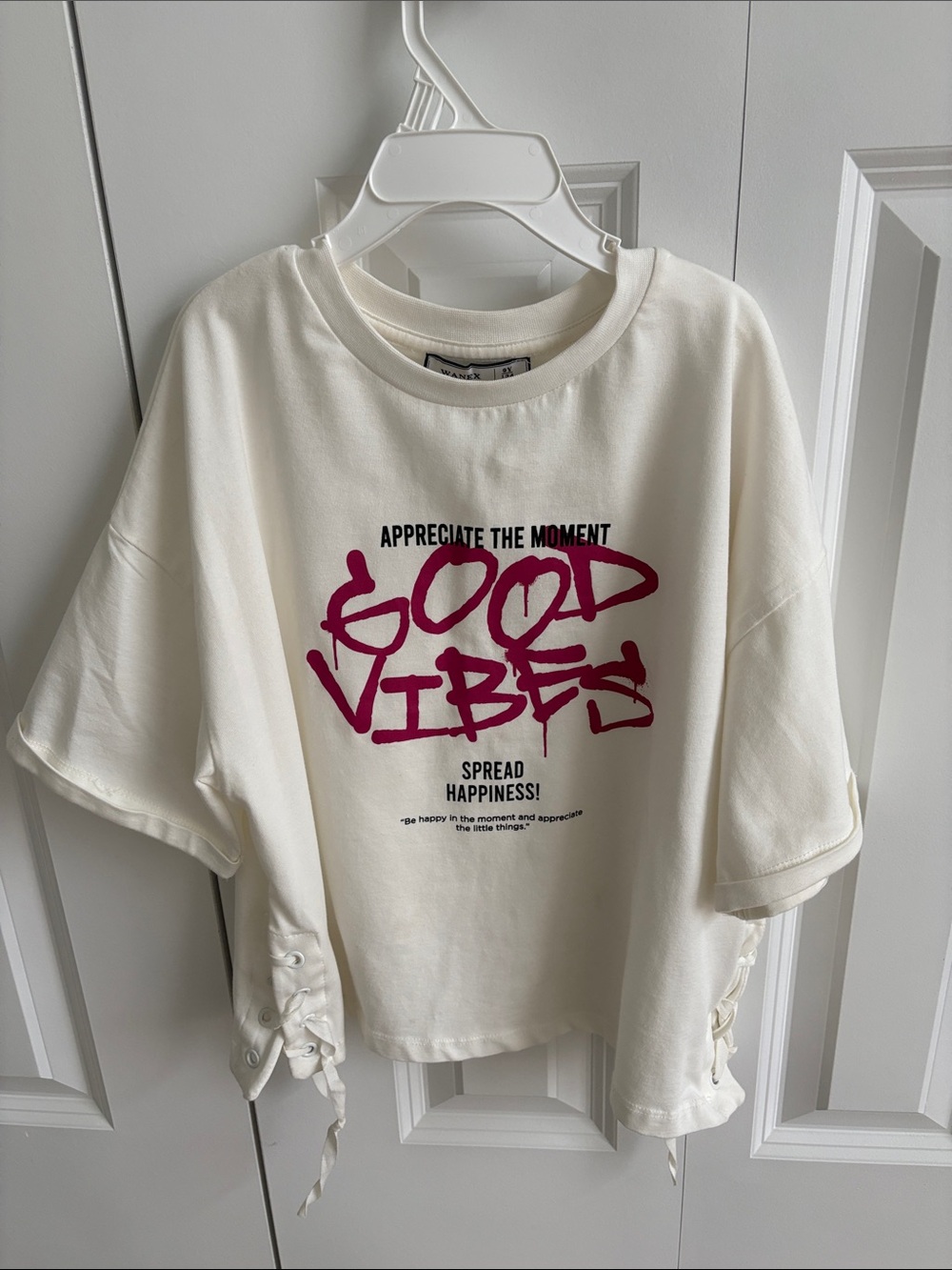 Good Vibes Graphic Tee - Cream with Magenta Print